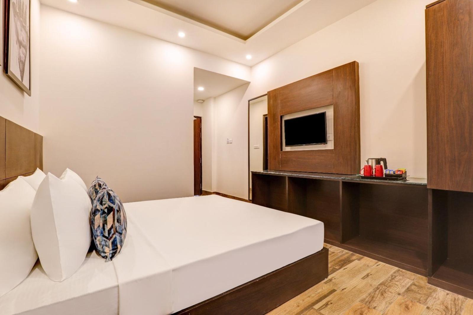 N3N Ganga Retreat By Stotrak Hotel ริชิเคช ภายนอก รูปภาพ
