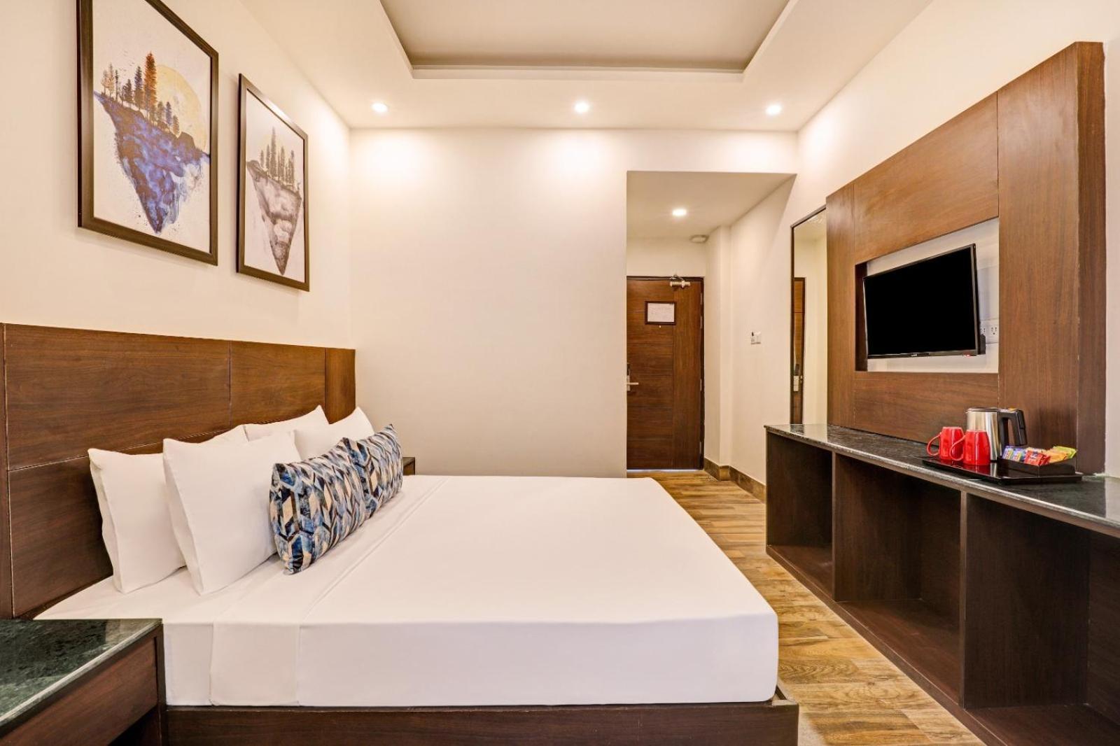 N3N Ganga Retreat By Stotrak Hotel ริชิเคช ภายนอก รูปภาพ